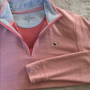 Woman’s Vineyard vine Quarter zip